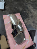 Nova Cross Metallic Flat Slipper